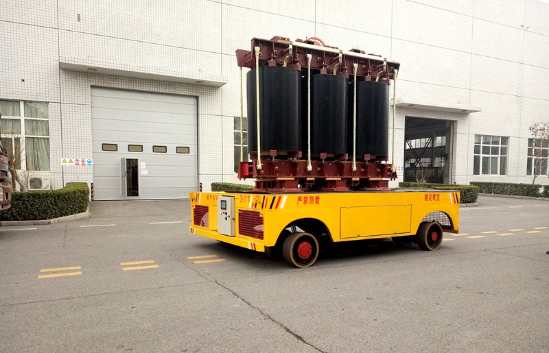 無軌轉彎車